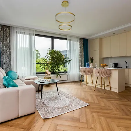 Botanica Vip By The Sea