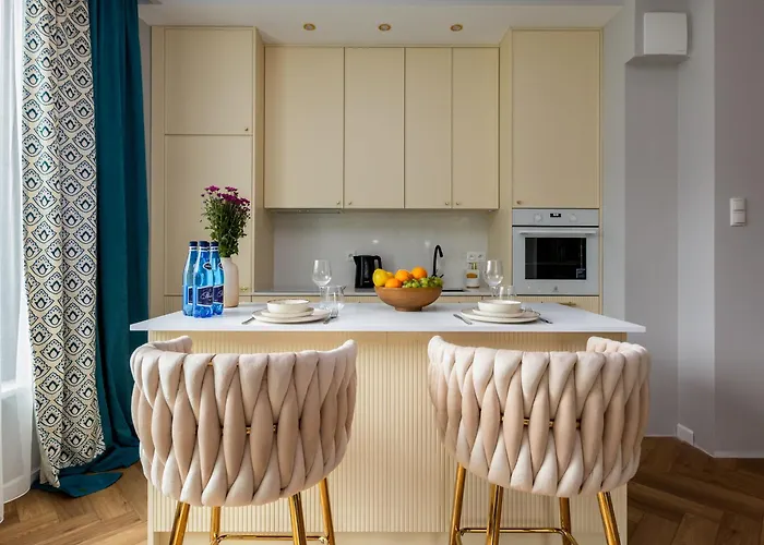 Botanica Vip By The Sea Apartman *